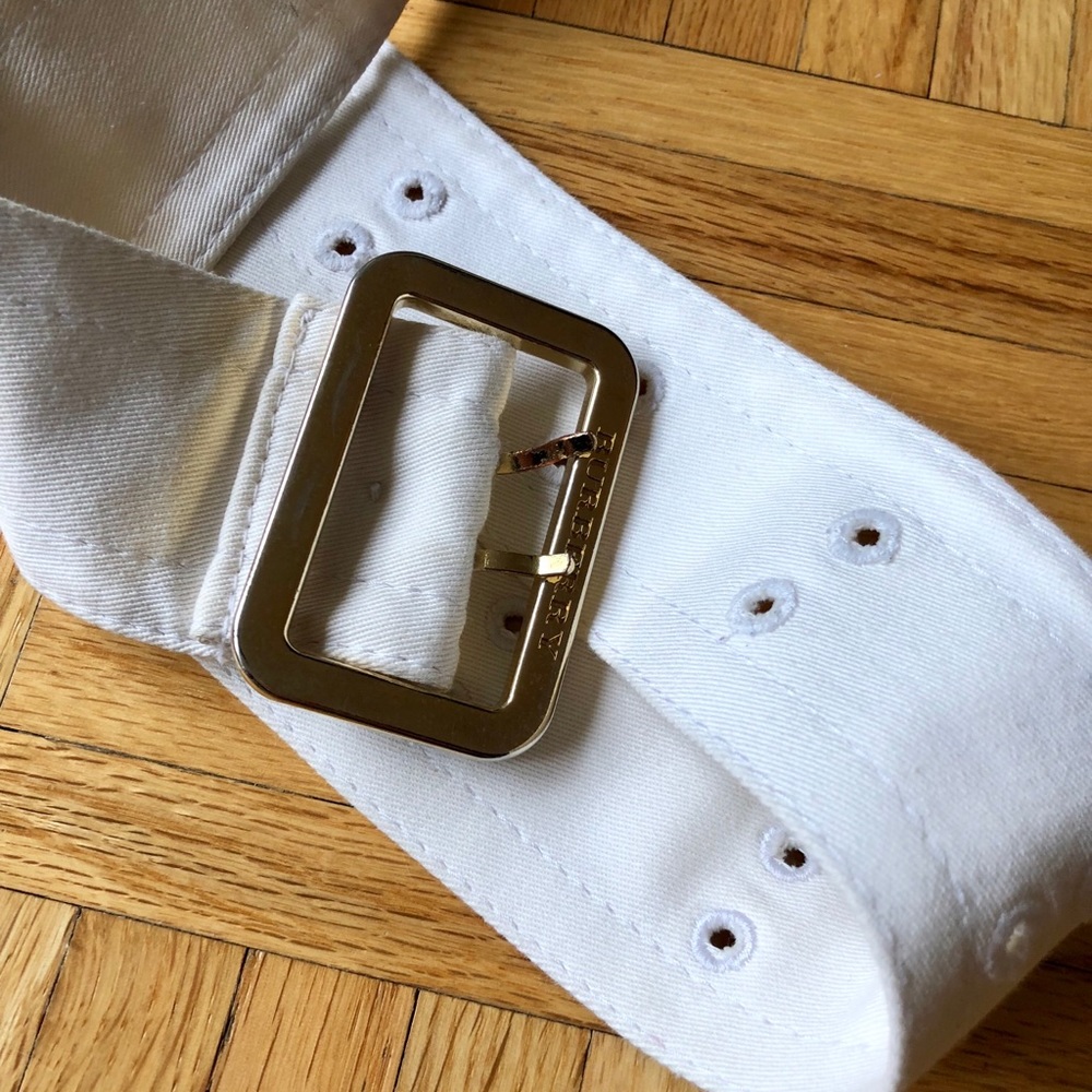 Burberry white bomber jacket - Picture 7 of 8